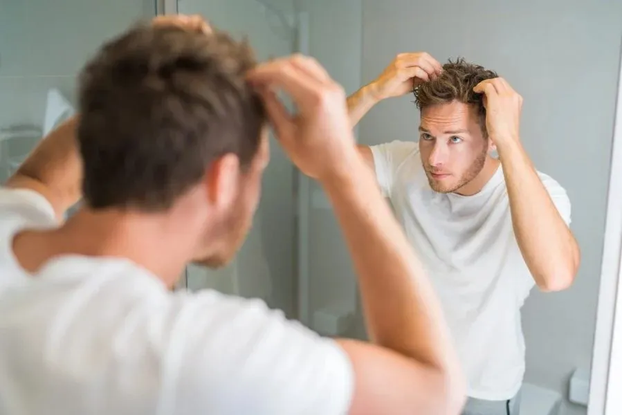 Trapianto di capelli DHI e FUE: Quale è meglio?